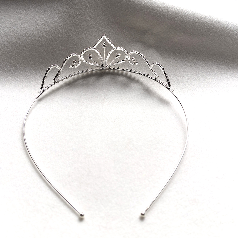 Серебряная корона со стразами, – обзор и цена Wedding Shop